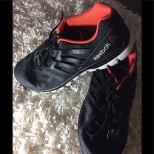 Like new, size 9 Reebok Women’s Sublite